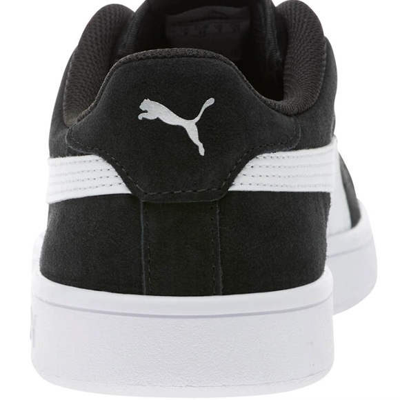 NIB Men’s Puma Smash v2 - Picture 2 of 9